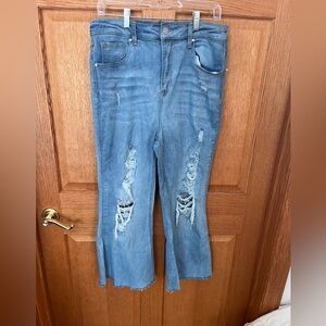 Risen wide cropped leg Distressed Light Blue Women's Jeans